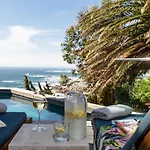 Living Hotel Lion\'S Eye